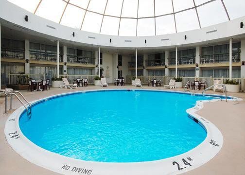 Clarion Hotel & Conference Center Нортгемптон Удобства фото